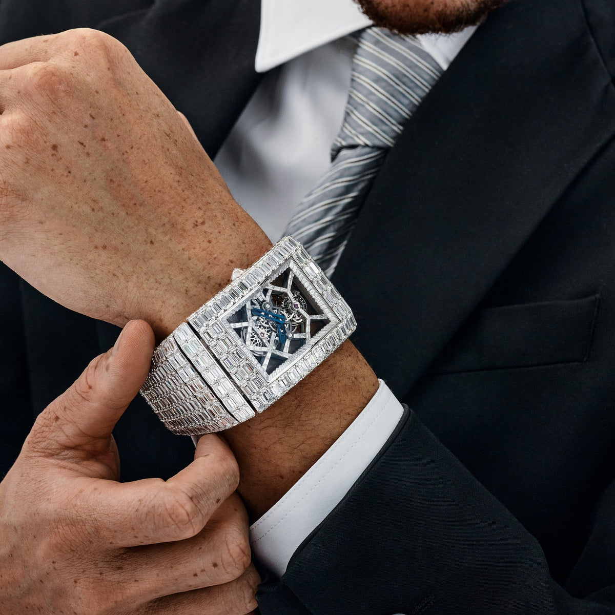 Jacob & Co. Billionaire III BL115.30.BD.AA.A30BD Tourbillon White Gold Diamond-Set Limited Edition of 18 54 MM