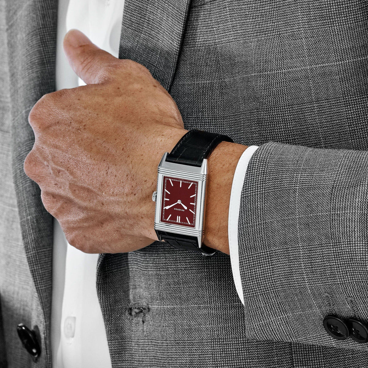 Jaeger-LeCoultre Reverso 278856J Stainless Steel Red Dial Special '1931 Rouge' Edition 46.8 MM